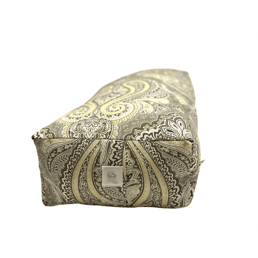 Onward Lean Yoga Bolster - The Sankalpa Project